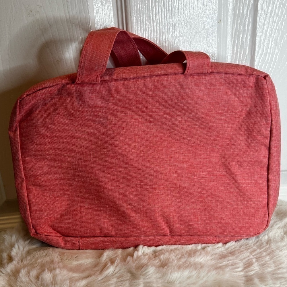 TRAVEL MAKEUP/COSMETIC BAG